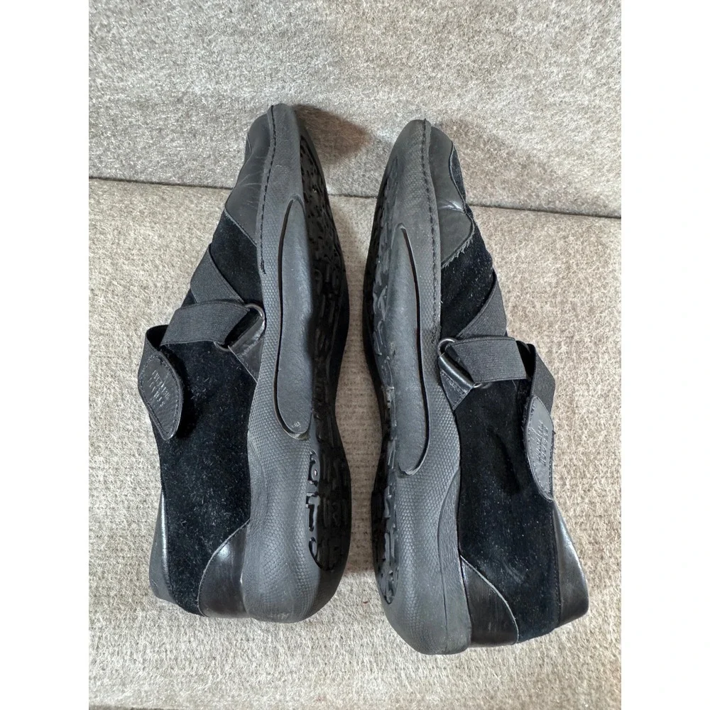 Stuart Weitzman Easy Straps Sneakers Women 8 Black Suede Leather Velcro Low Top